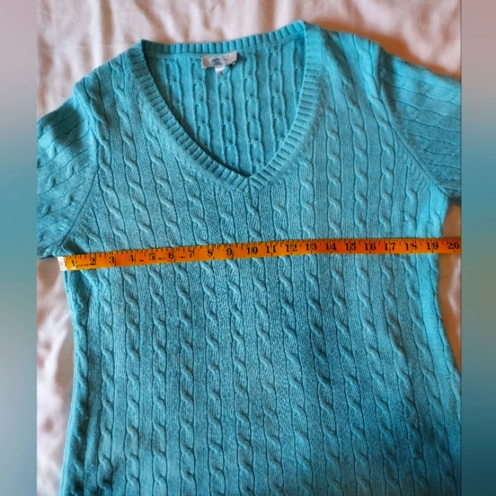 Ann Taylor LOFT knit sweater